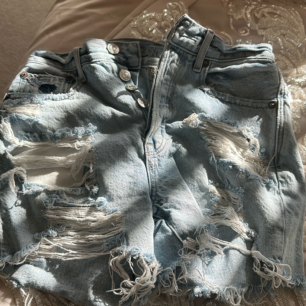 New American eagle shorts with rips